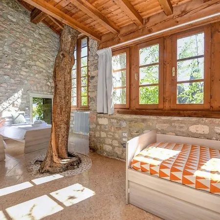 Le Ravere Luxury * Gargnano