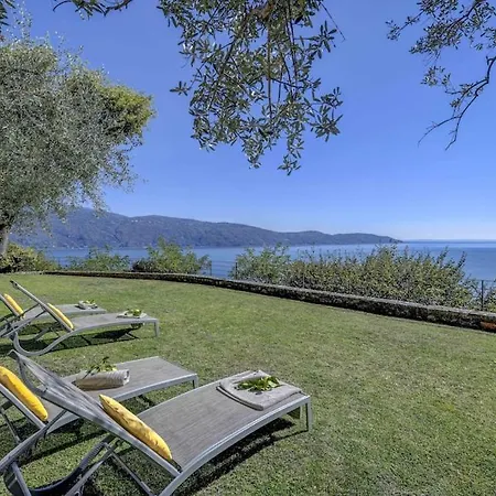 Le Ravere Luxury * Gargnano