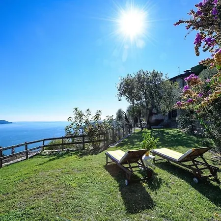 Villa Le Ravere Luxury *