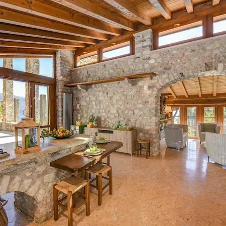 Villa Le Ravere Luxury