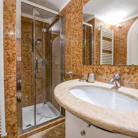 Le Ravere Luxury Villa